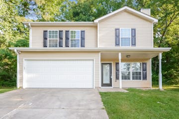 405 Hawthorne Circle Stockbridge, GA 30281